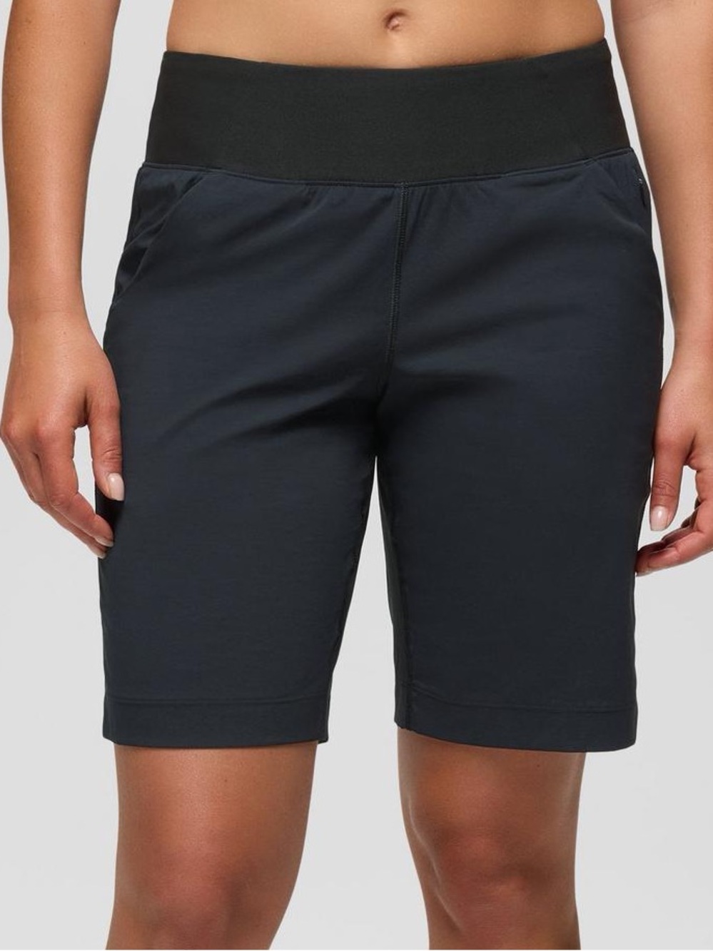 PrAna women’s Koen workout everyday active navy flat front shorts size small